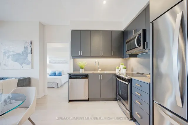 Additional image 19 of 8 Nahani Way Unit 1722
