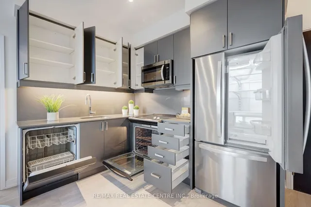 Additional image 18 of 8 Nahani Way Unit 1722