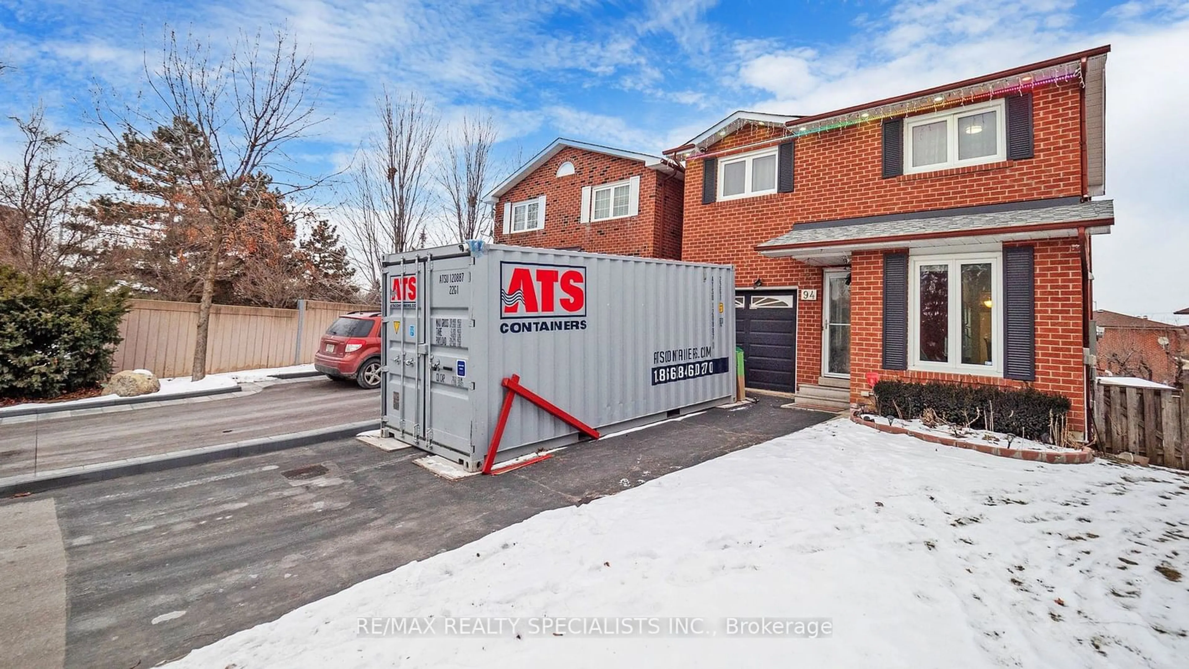 Unknown for 94 Flamingo Cres, Brampton Ontario L6T 2G7