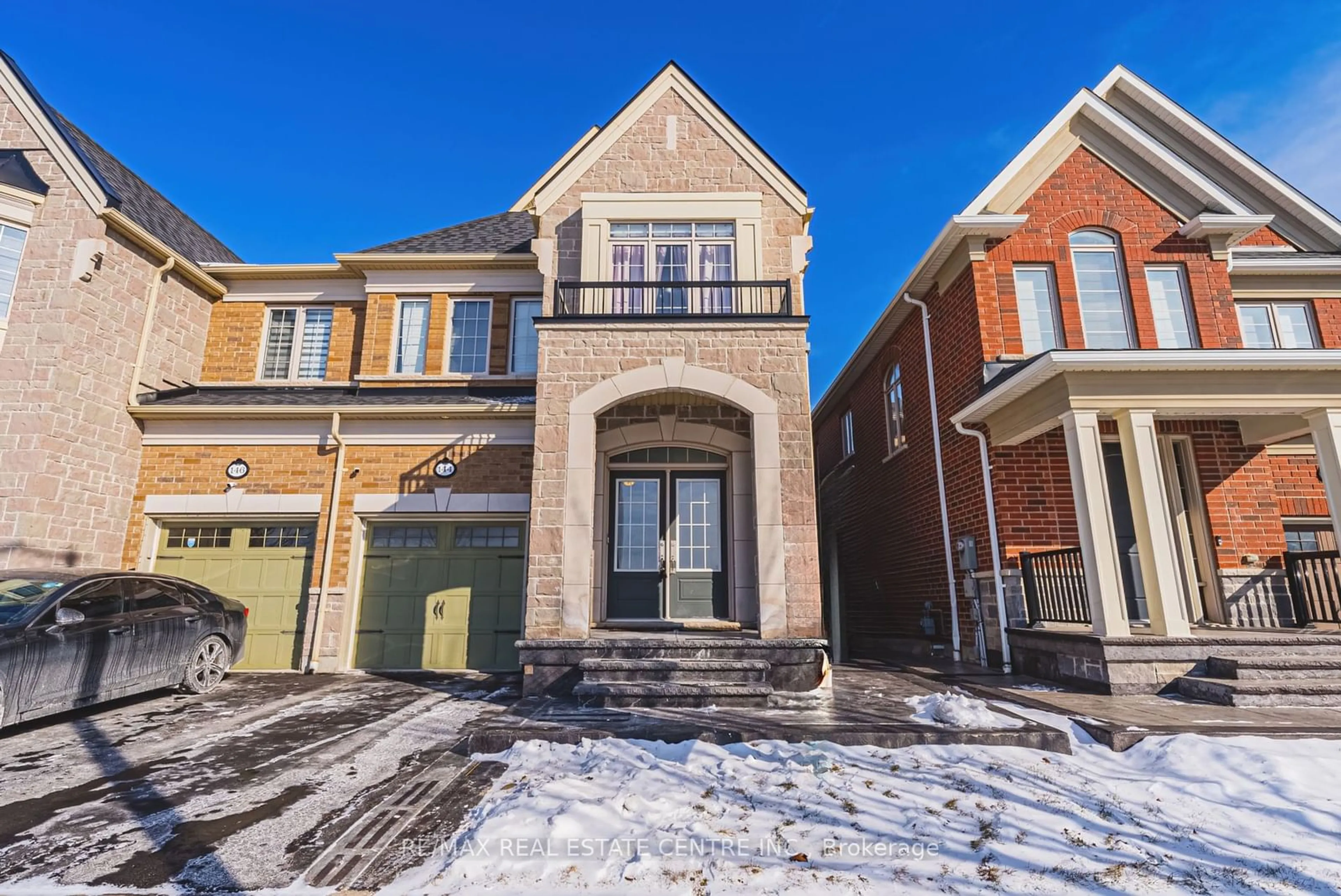 Home with brick exterior material, street for 144 Rising Hill Rdge, Brampton Ontario L6Y 6B1