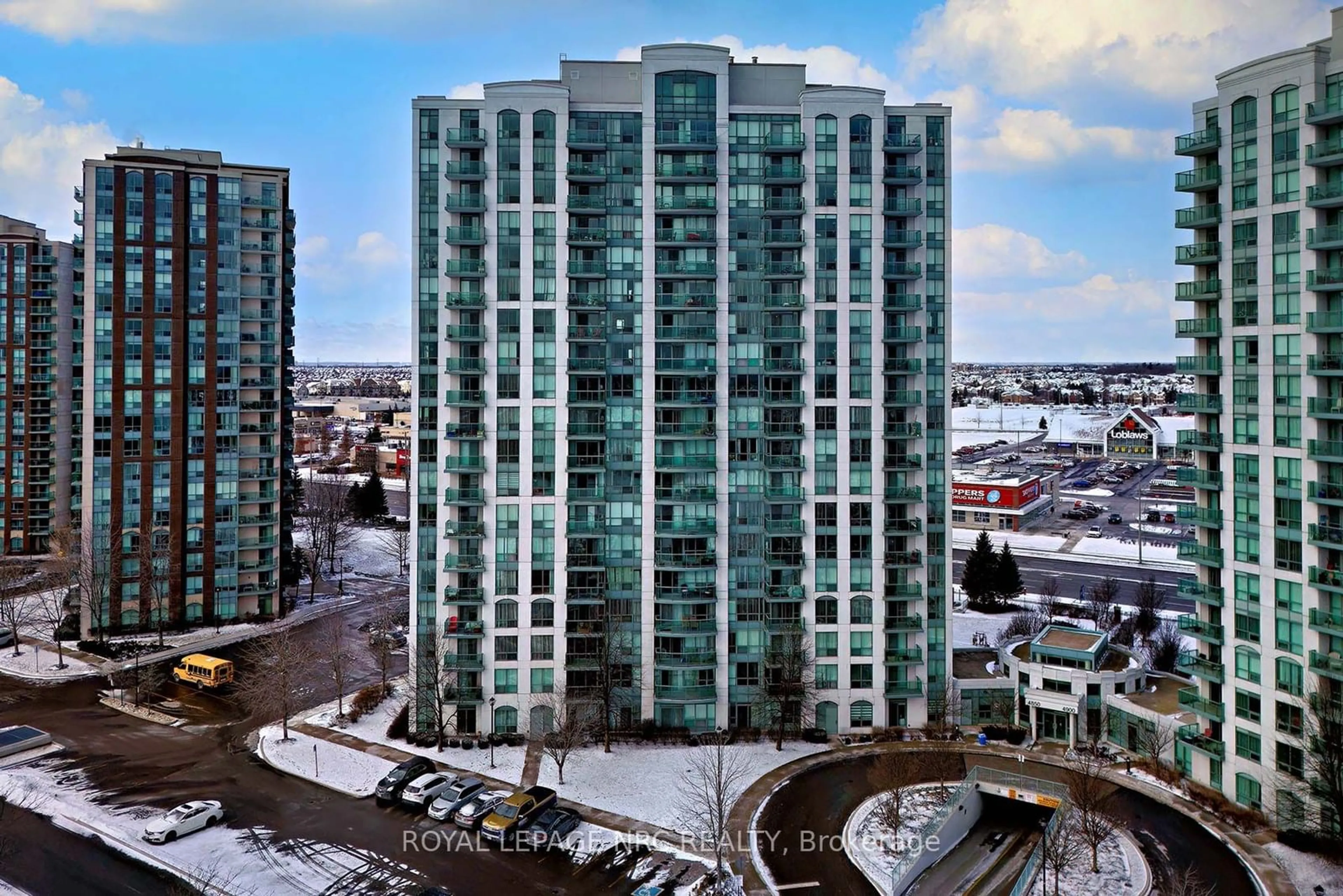 A pic from outside/outdoor area/front of a property/back of a property/a pic from drone, city buildings view from balcony for 4850 Glen Erin Dr #1105, Mississauga Ontario L5M 7S1