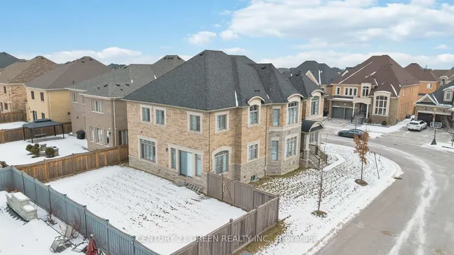 Additional property image - 13 Foothills Cres