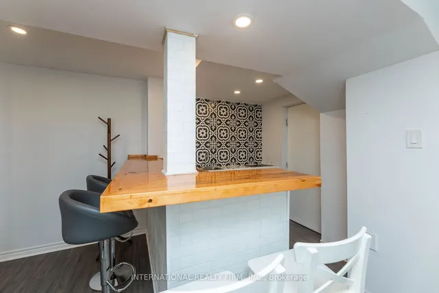 Additional property image - 1855 Appleby Line