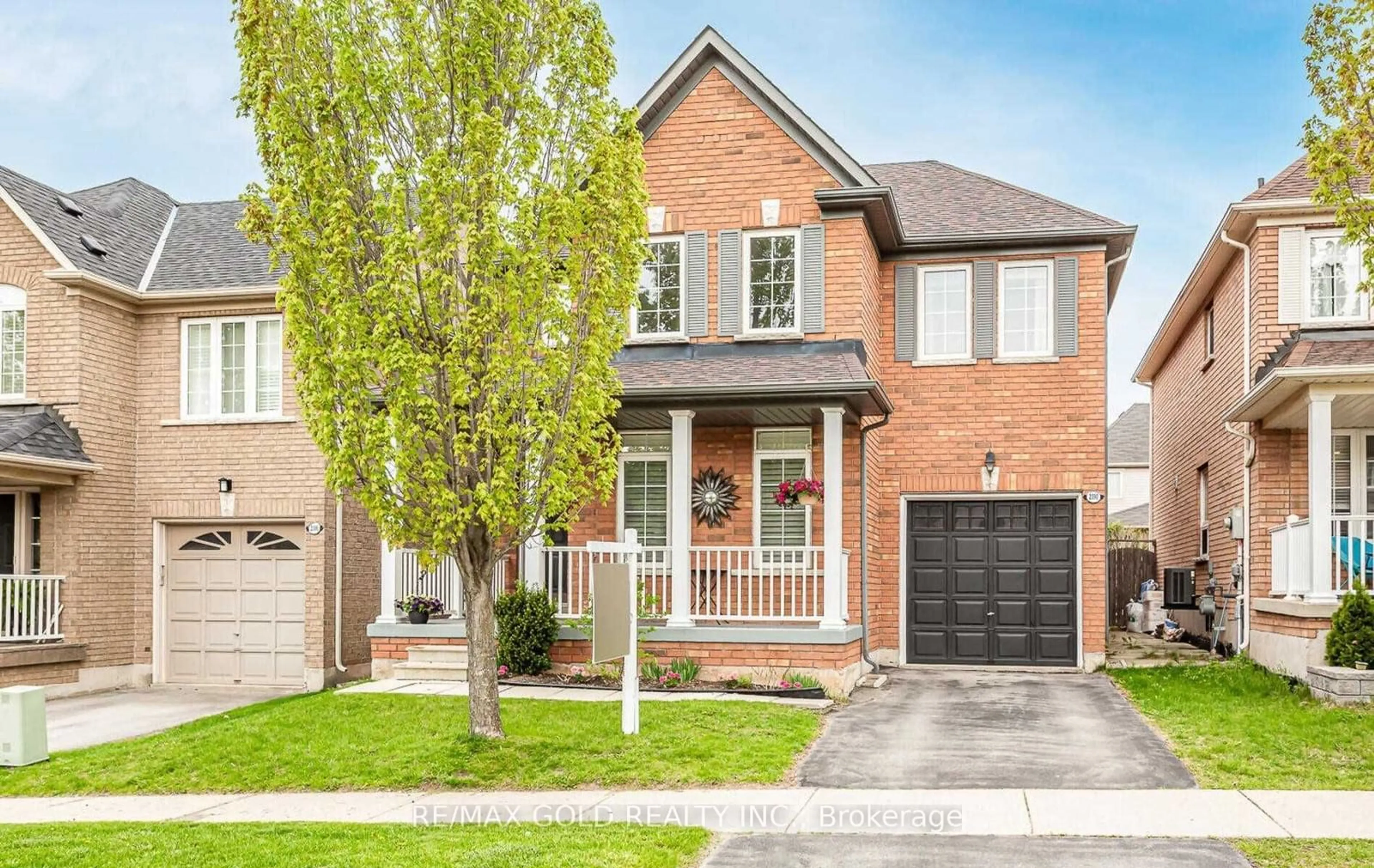 Home with brick exterior material, street for 2390 Falling Green Dr, Oakville Ontario L6M 5J5