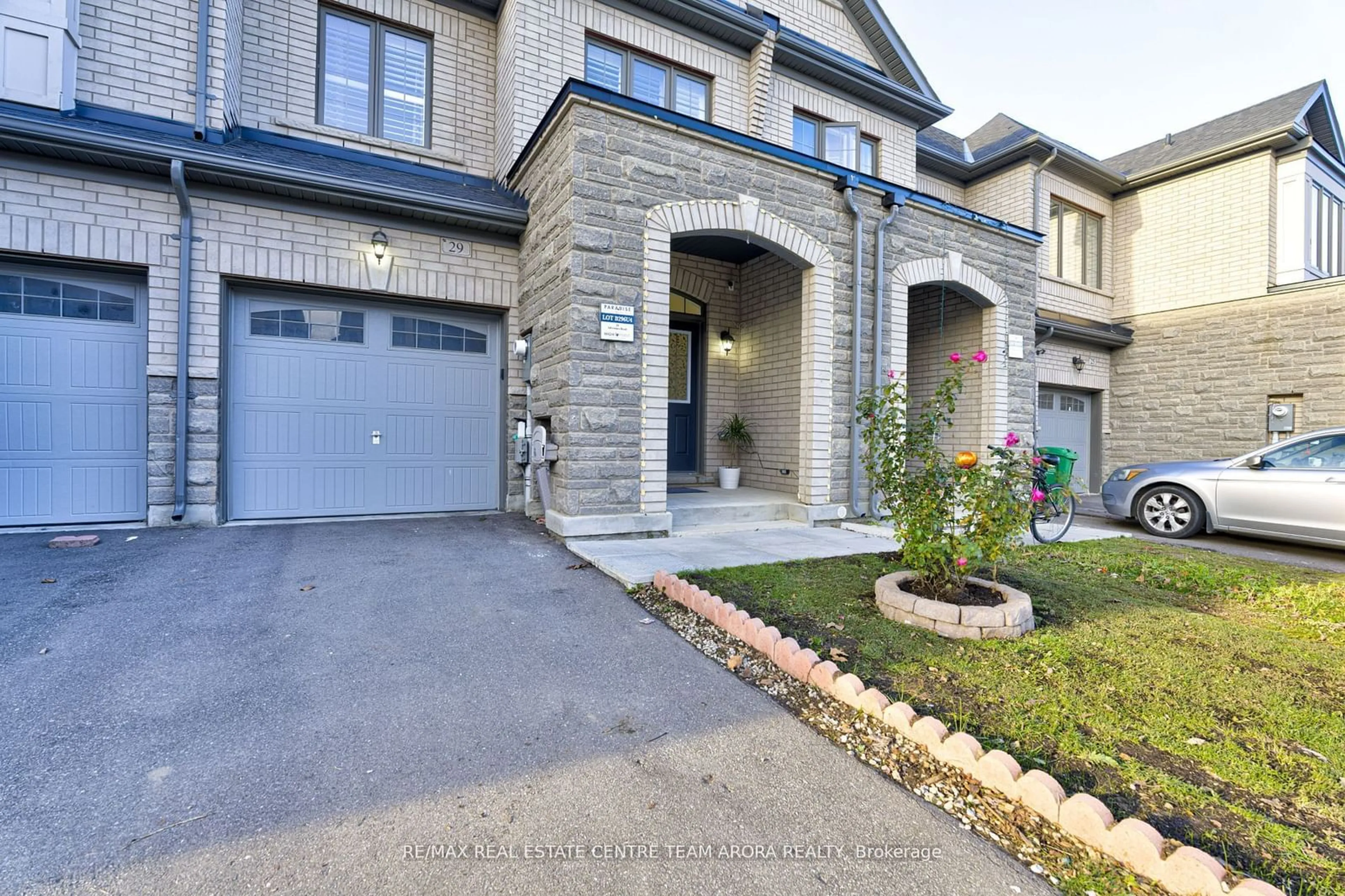 Home with brick exterior material, street for 29 Adventura Rd, Brampton Ontario L7A 5A7