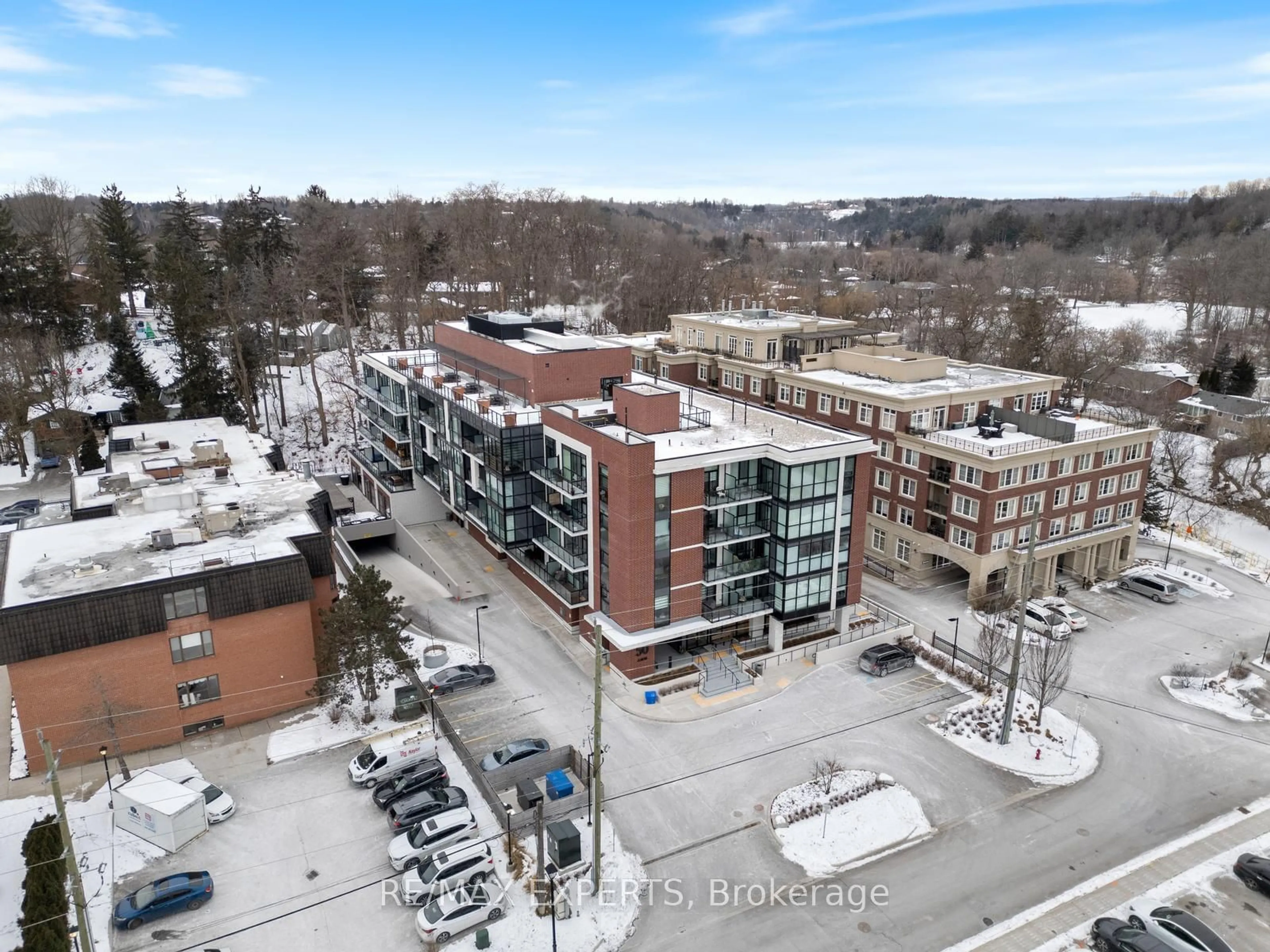 A pic from outside/outdoor area/front of a property/back of a property/a pic from drone, city buildings view from balcony for 50 Ann St #315, Caledon Ontario L7E 1B9