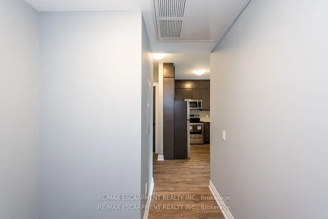 Additional property image - 50 Kaitting Tr Unit 303