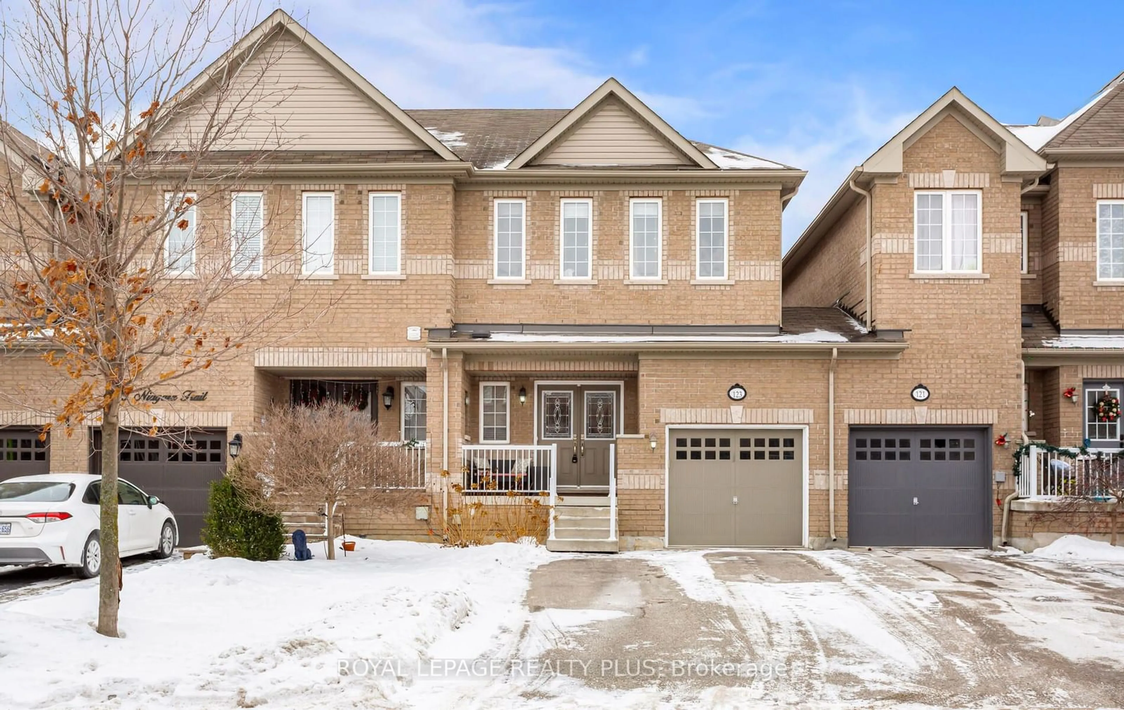 Home with brick exterior material, street for 123 Niagara Tr, Halton Hills Ontario L7G 0A6