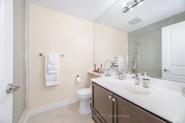Additional image 22 of 60 Absolute Ave Unit 3301
