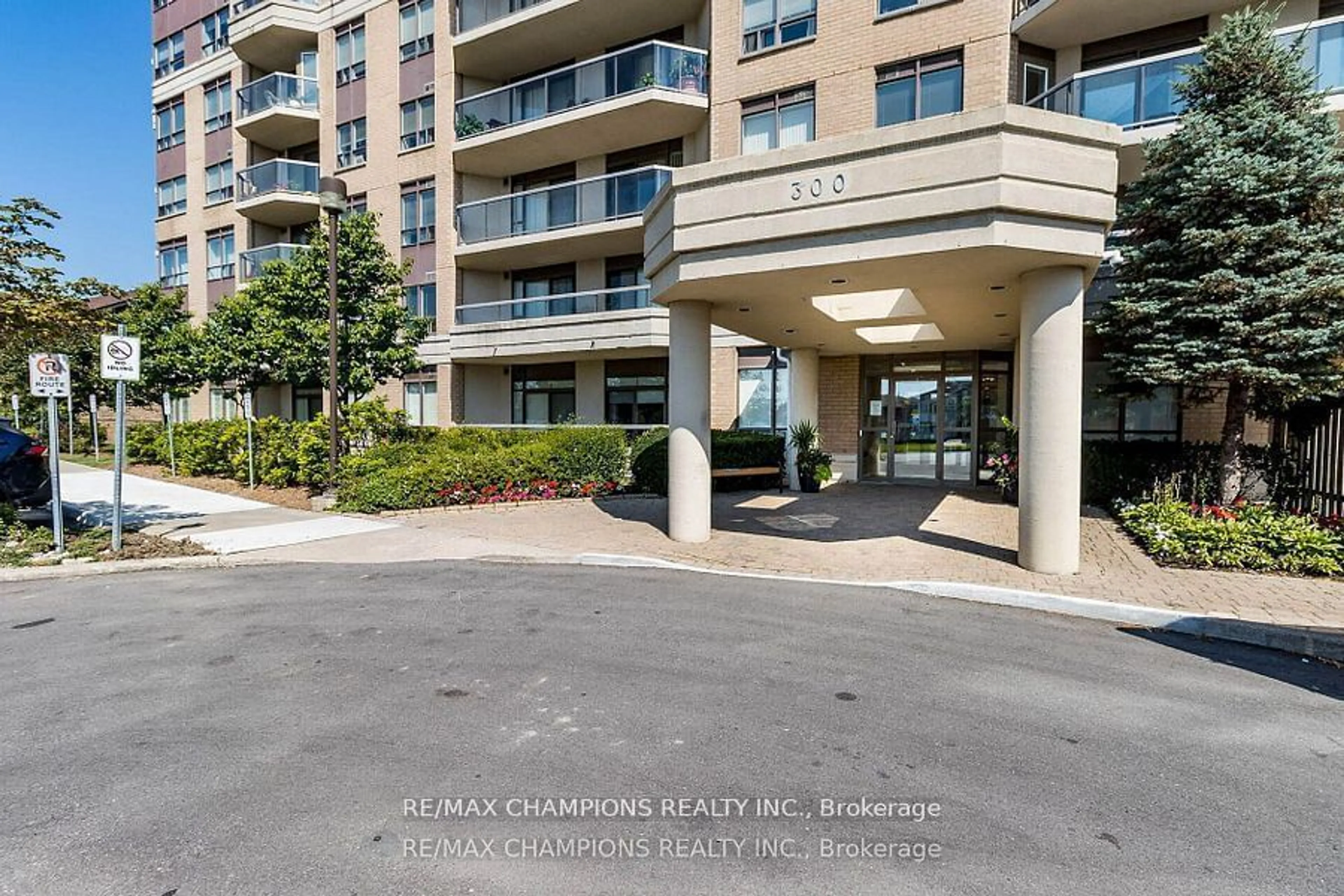 Unknown for 300 Ray Lawson Blvd #216, Brampton Ontario L6Y 5H5