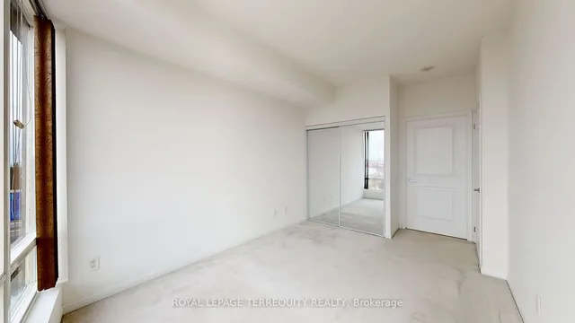 Additional property image - 15 Windermere Ave Unit 1005