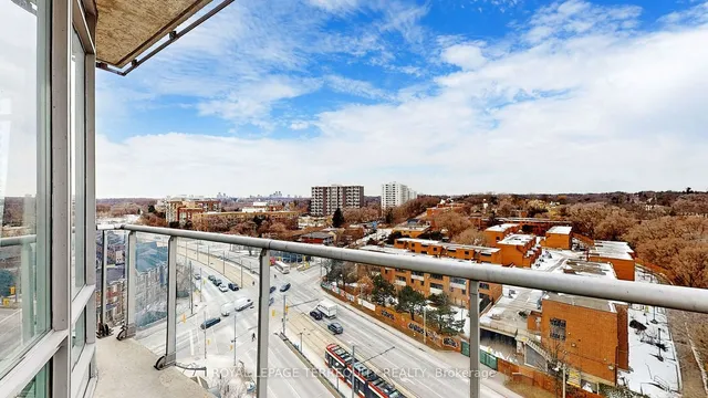 Additional property image - 15 Windermere Ave Unit 1005