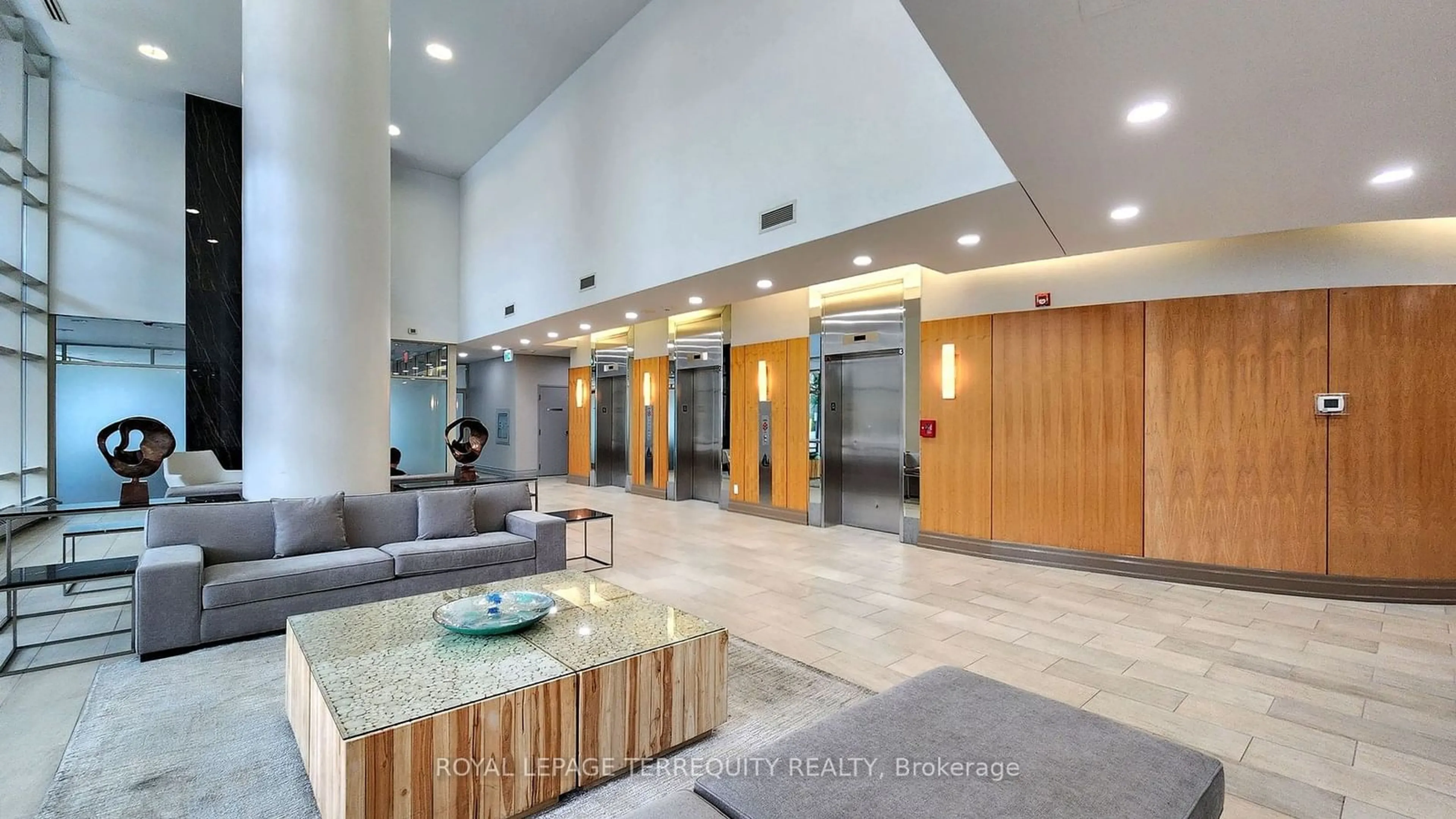 Lobby for 15 Windermere Ave #1005, Toronto Ontario M6S 5A2