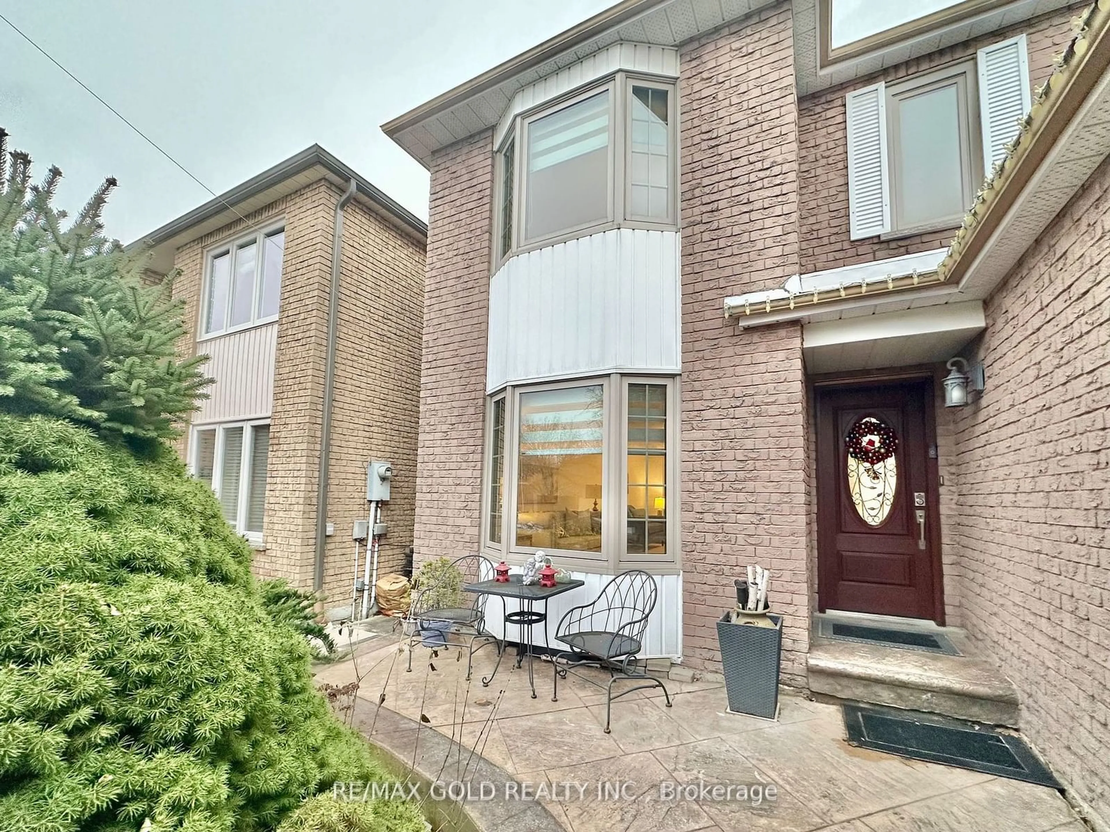 Home with brick exterior material, street for 5967 Ladyburn Cres, Mississauga Ontario L5M 4V7