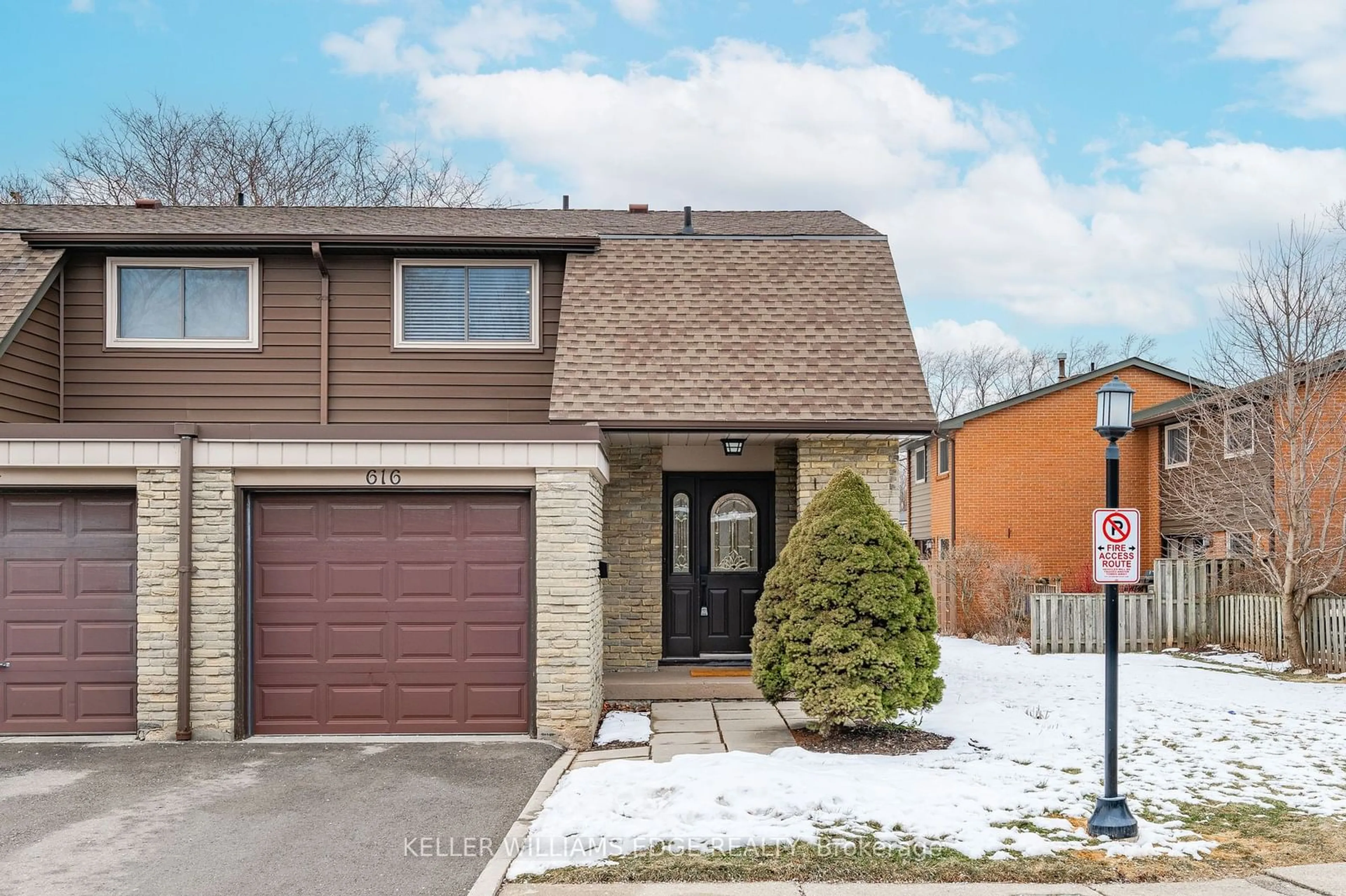 Home with brick exterior material, street for 616 Pinedale Ave #46, Burlington Ontario L7L 3W4