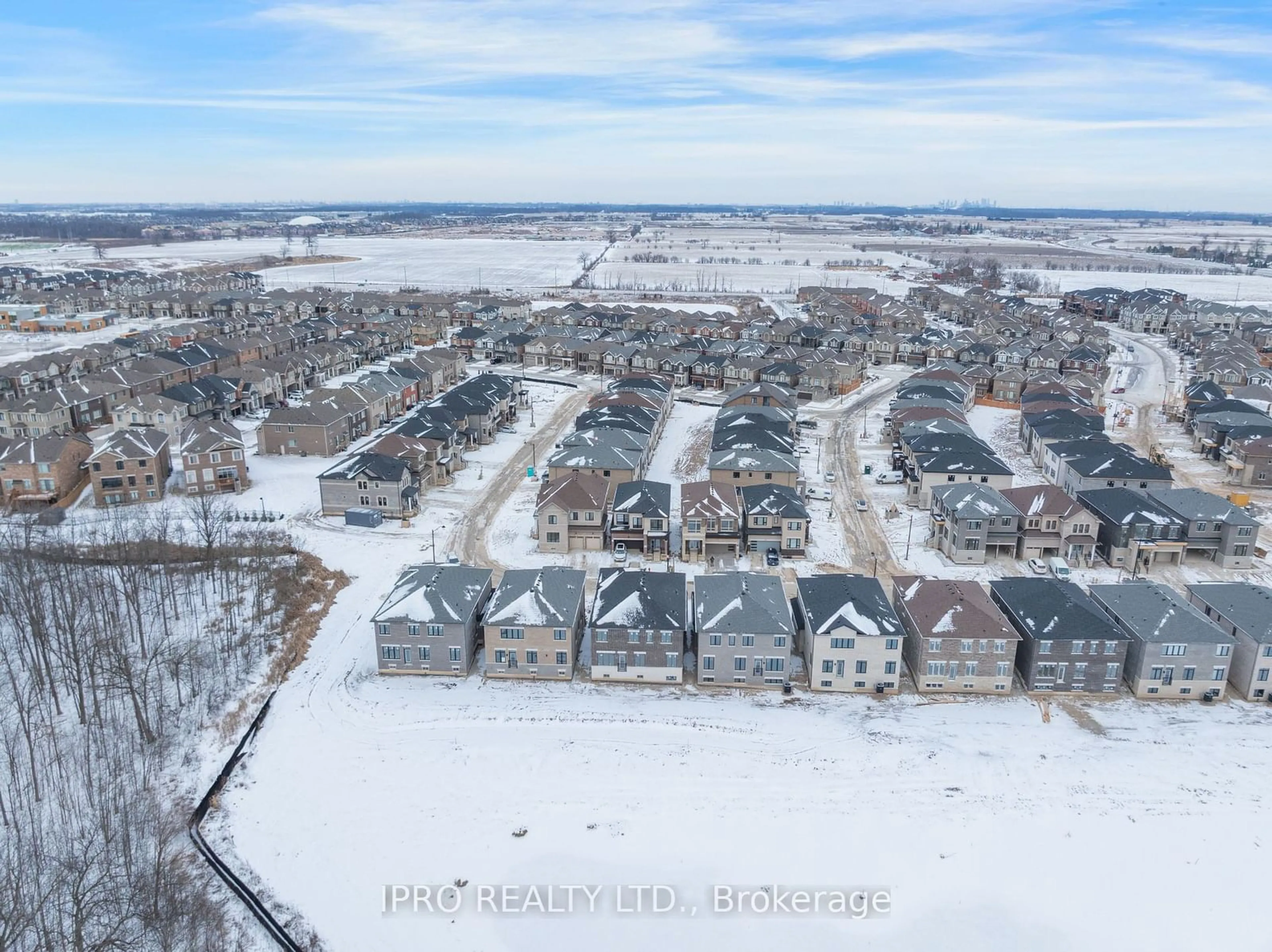 A pic from outside/outdoor area/front of a property/back of a property/a pic from drone, unknown for 795 Apple Terr, Milton Ontario L9E 2C3