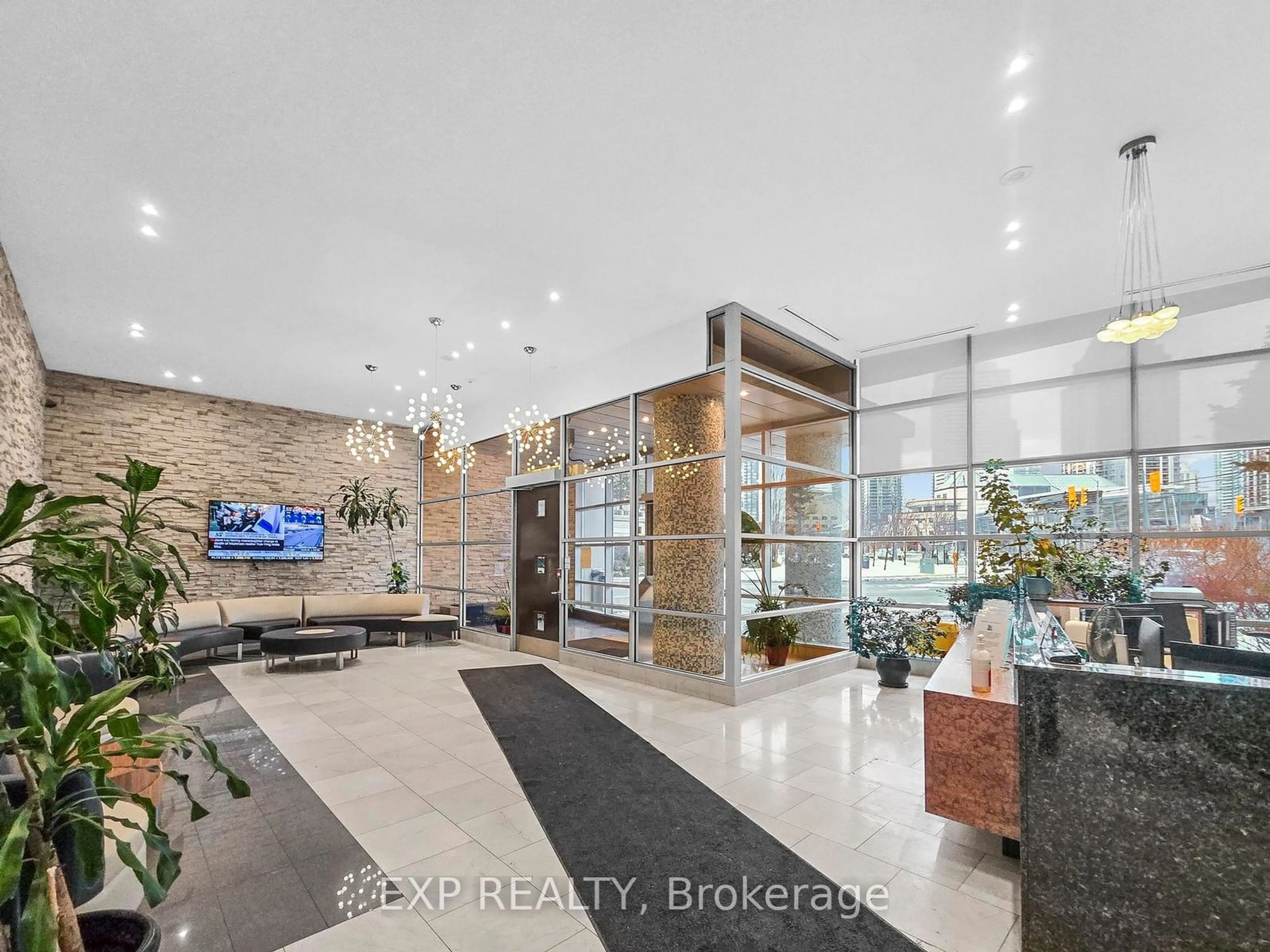 Lobby for 3939 DUKE OF YORK Blvd #2605, Mississauga Ontario L5B 4N2