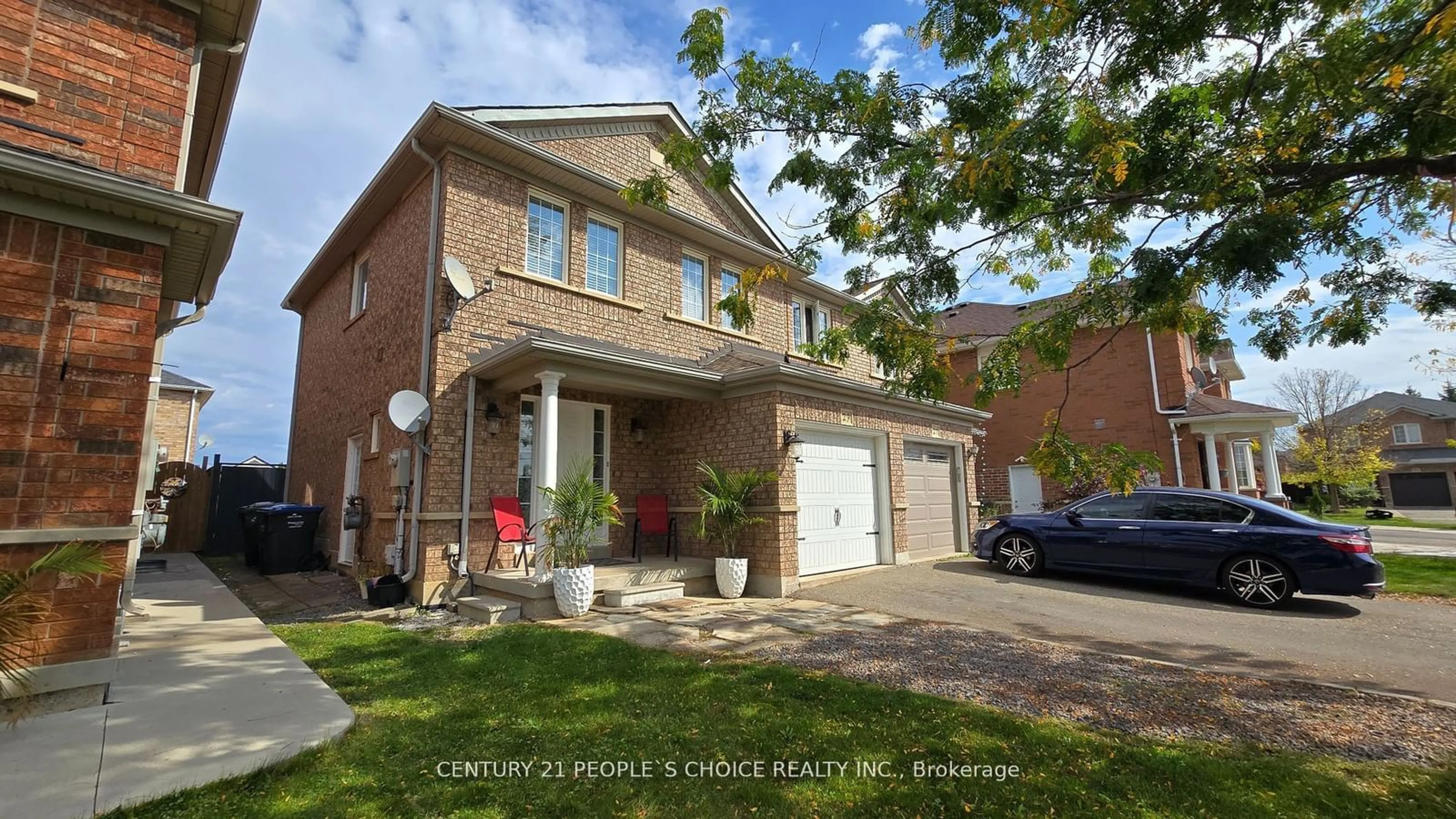 Home with brick exterior material, street for 29 Dunure Cres, Brampton Ontario L7A 2Y6