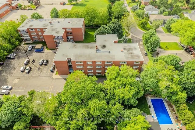 Additional property image - 2052 Courtland Dr Unit 401