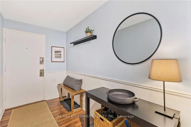 Additional property image - 2052 Courtland Dr Unit 401