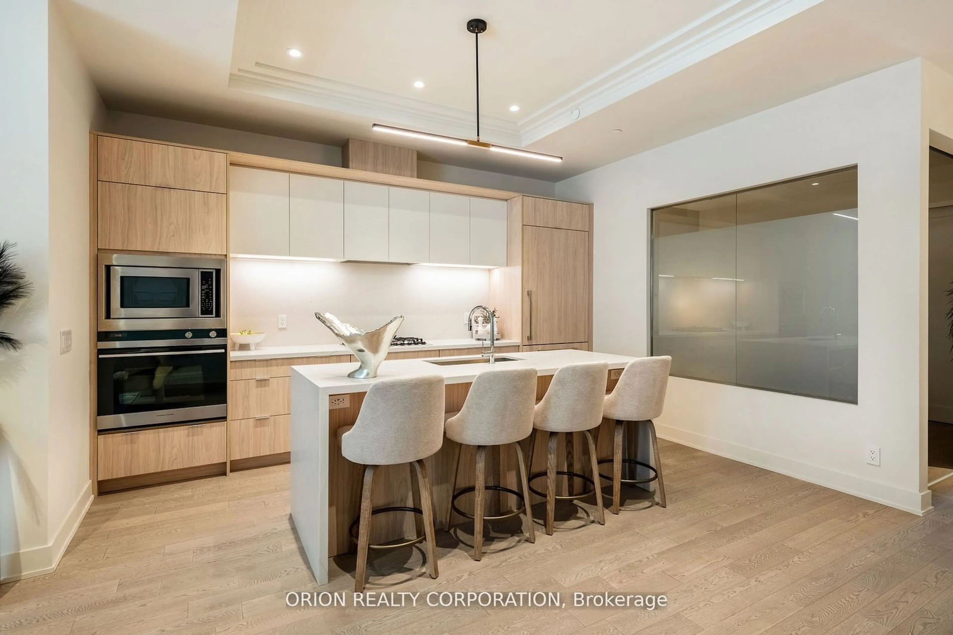 Contemporary kitchen, unknown for 123 Maurice Dr #105, Oakville Ontario L6K 2W6