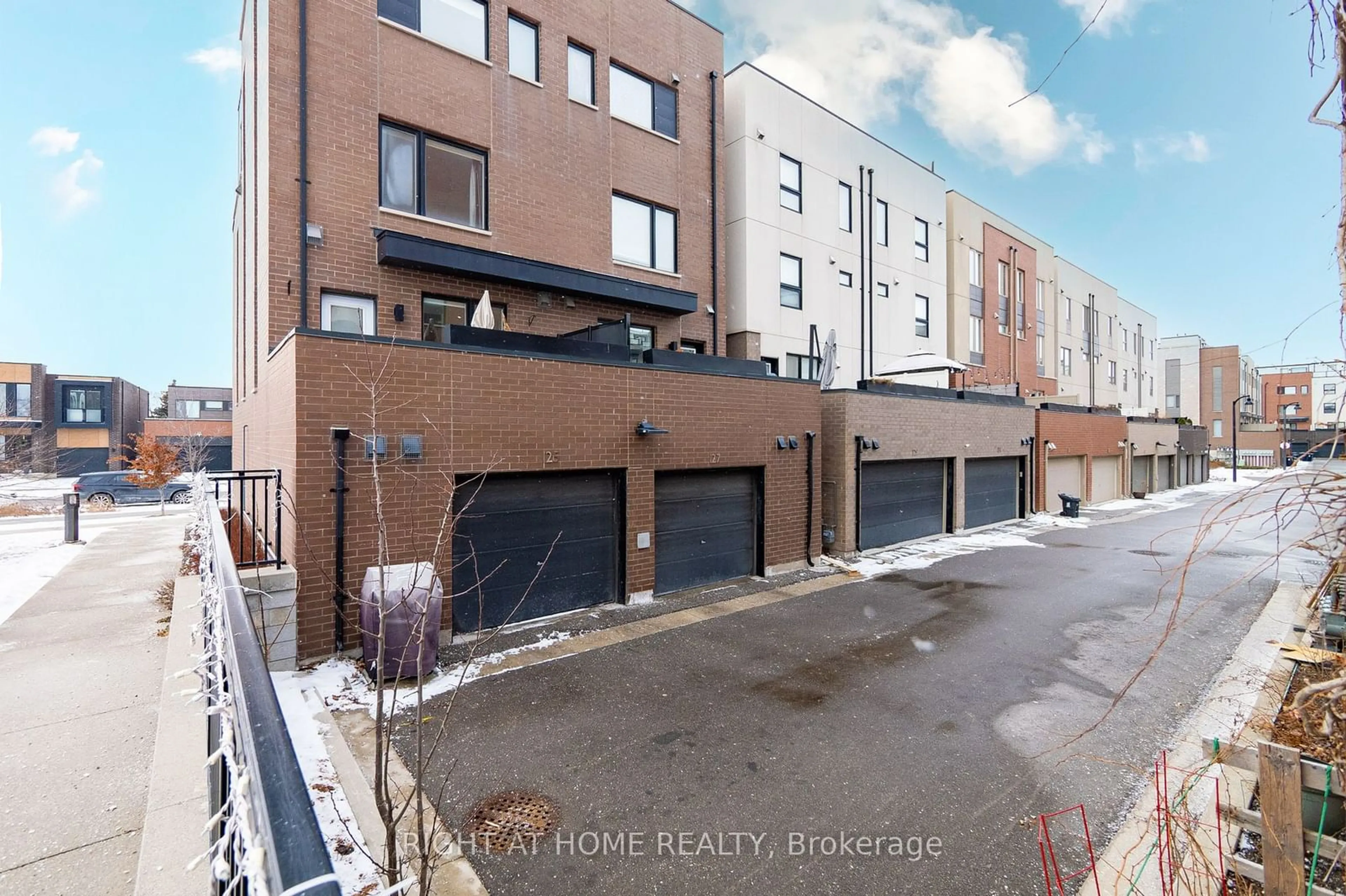 A pic from outside/outdoor area/front of a property/back of a property/a pic from drone, street for 125 Stanley Greene Blvd, Toronto Ontario M3K 0A7