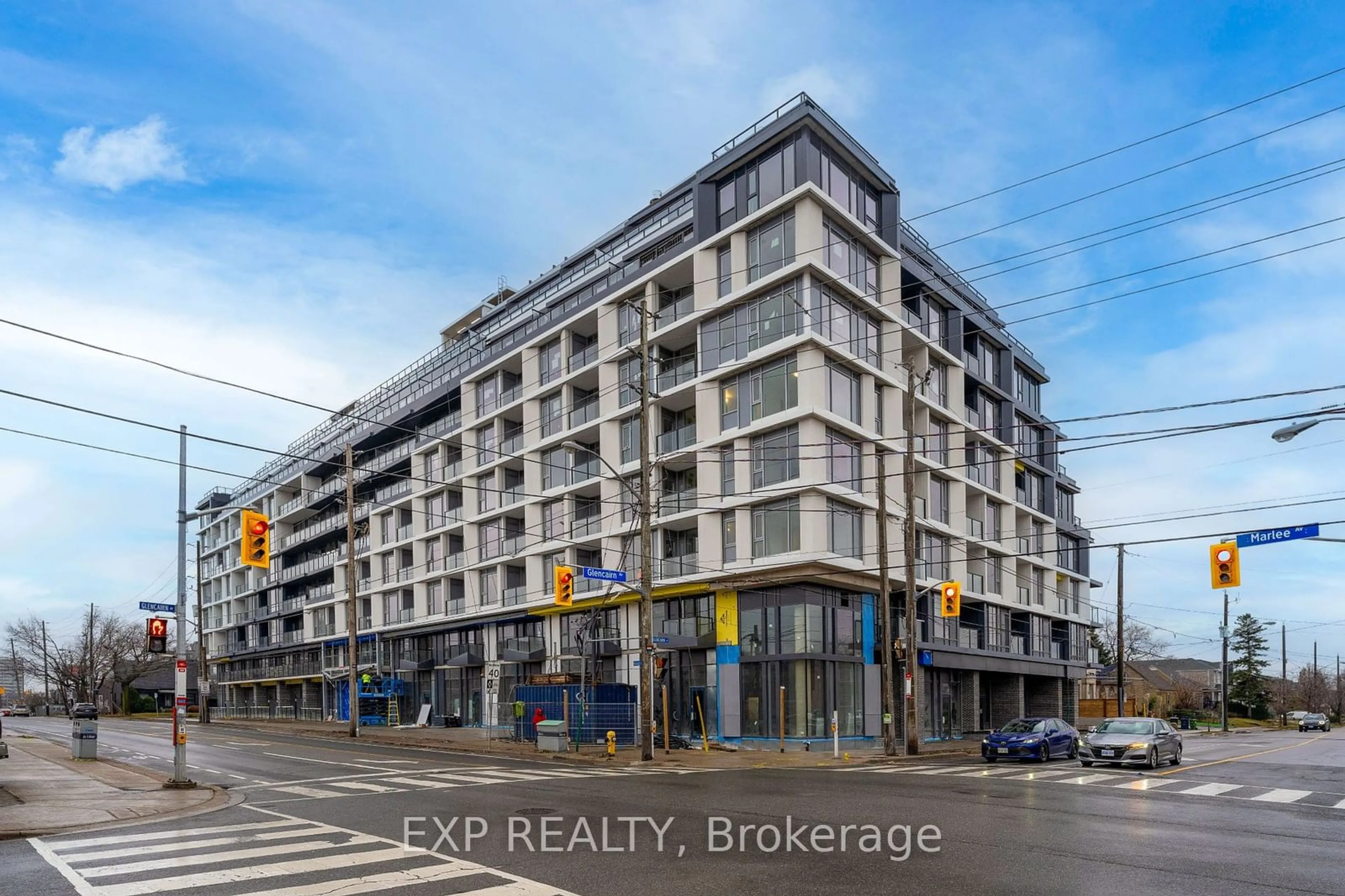 Unknown for 831 Glencairn Ave Ave #815, Toronto Ontario M6B 2A4