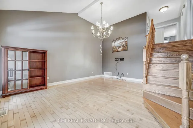 Additional property image - 54 Rockstep Crt