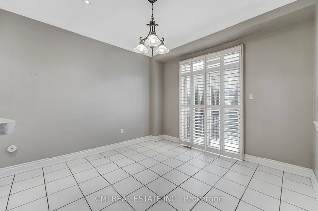 Additional property image - 54 Rockstep Crt