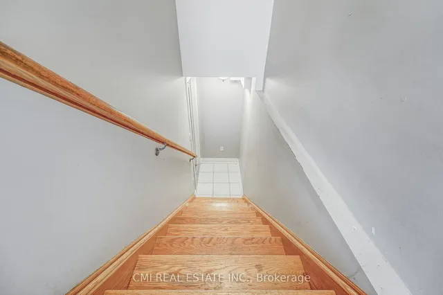 Additional property image - 54 Rockstep Crt
