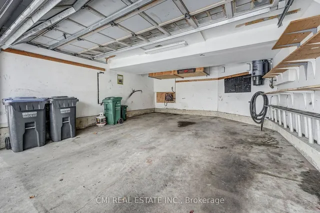 Additional property image - 54 Rockstep Crt