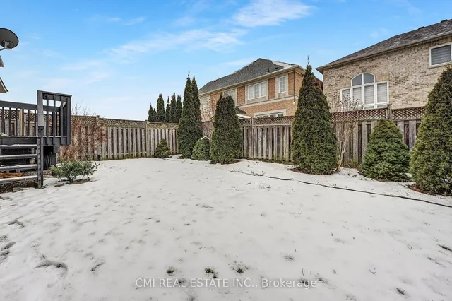 Additional property image - 54 Rockstep Crt