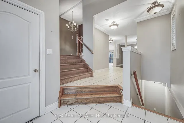 Additional property image - 54 Rockstep Crt