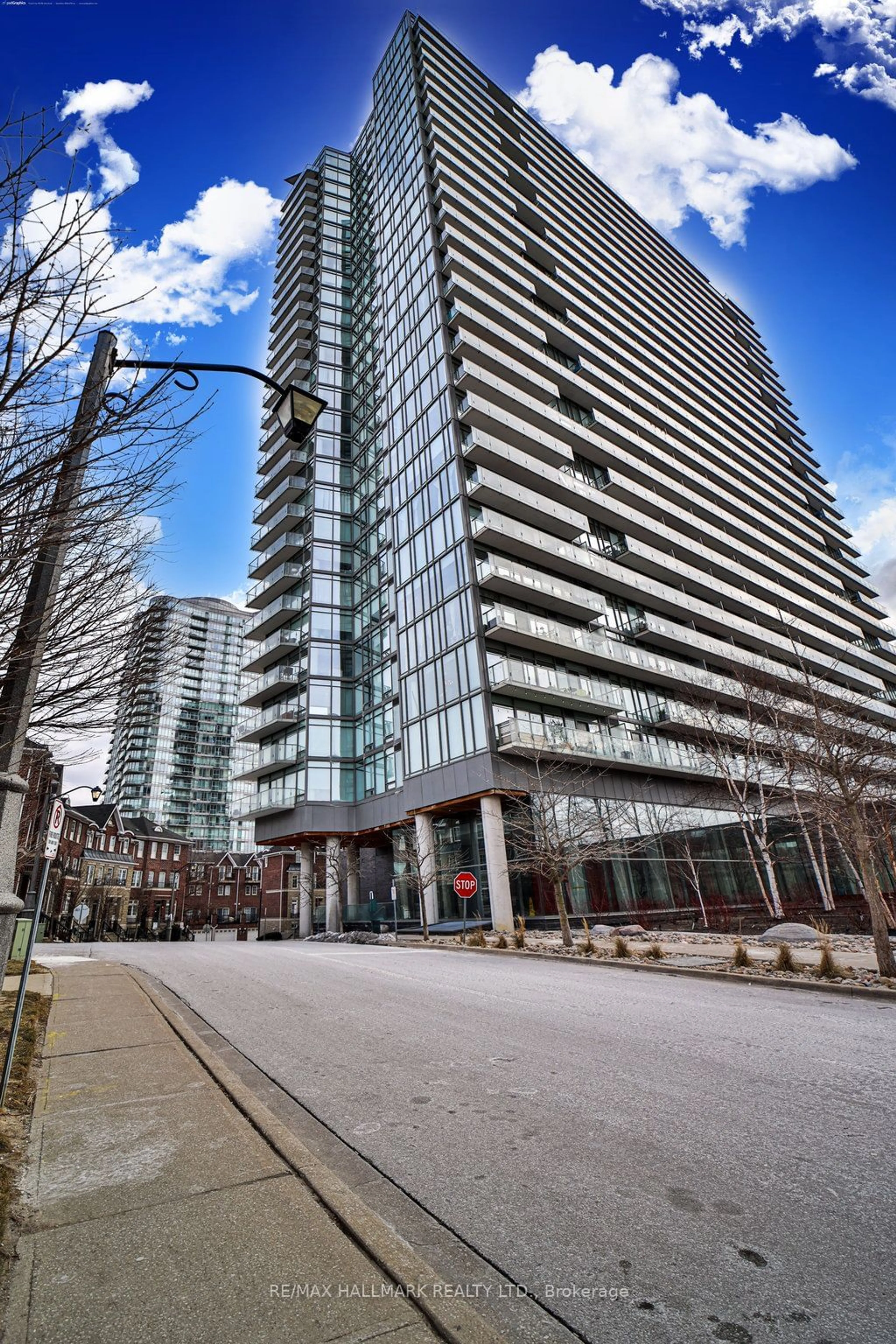 Unknown for 103 The Queensway Ave #413, Toronto Ontario M6S 5B3