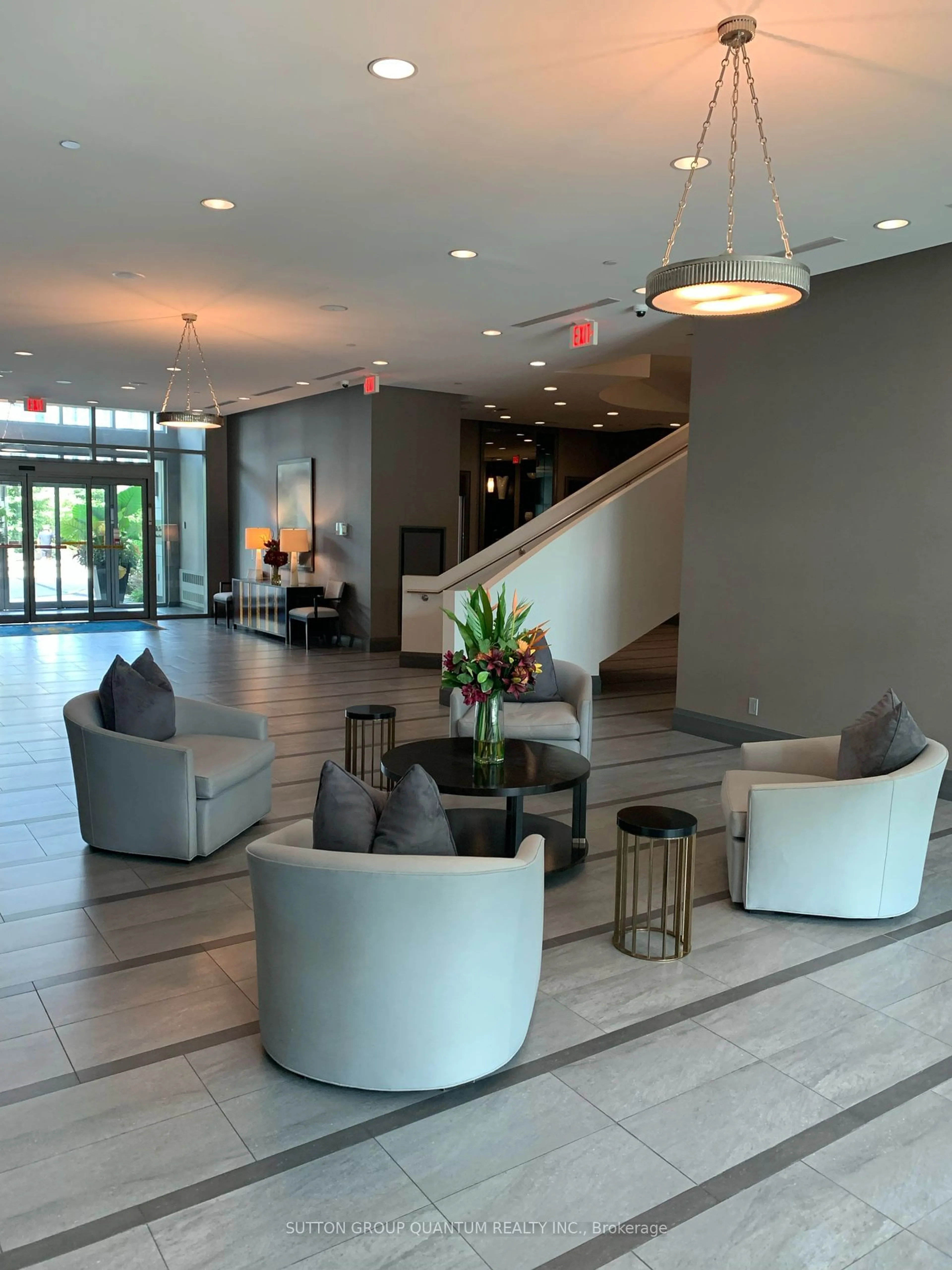 Lobby for 11 Bronte Rd #406, Oakville Ontario L6L 0E1