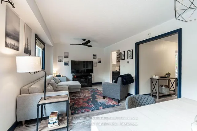 Additional property image - 2323 Glastonbury Rd