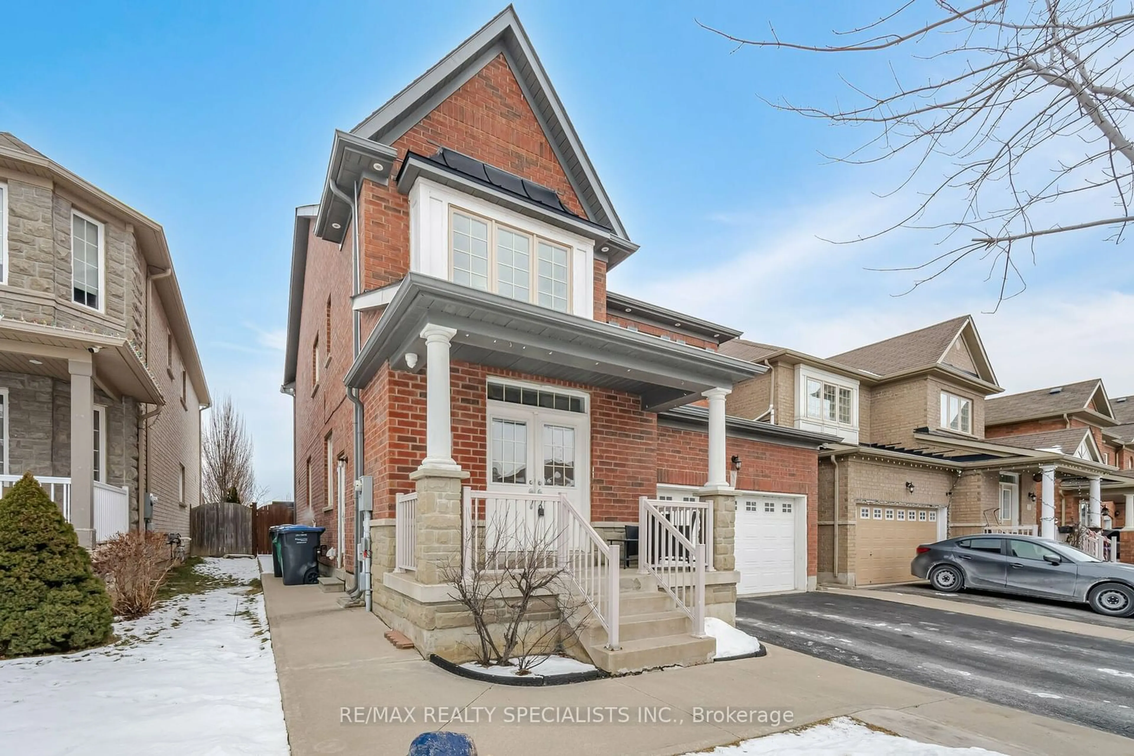 Home with brick exterior material, street for 35 Quailvalley Dr, Brampton Ontario L6R 0N4