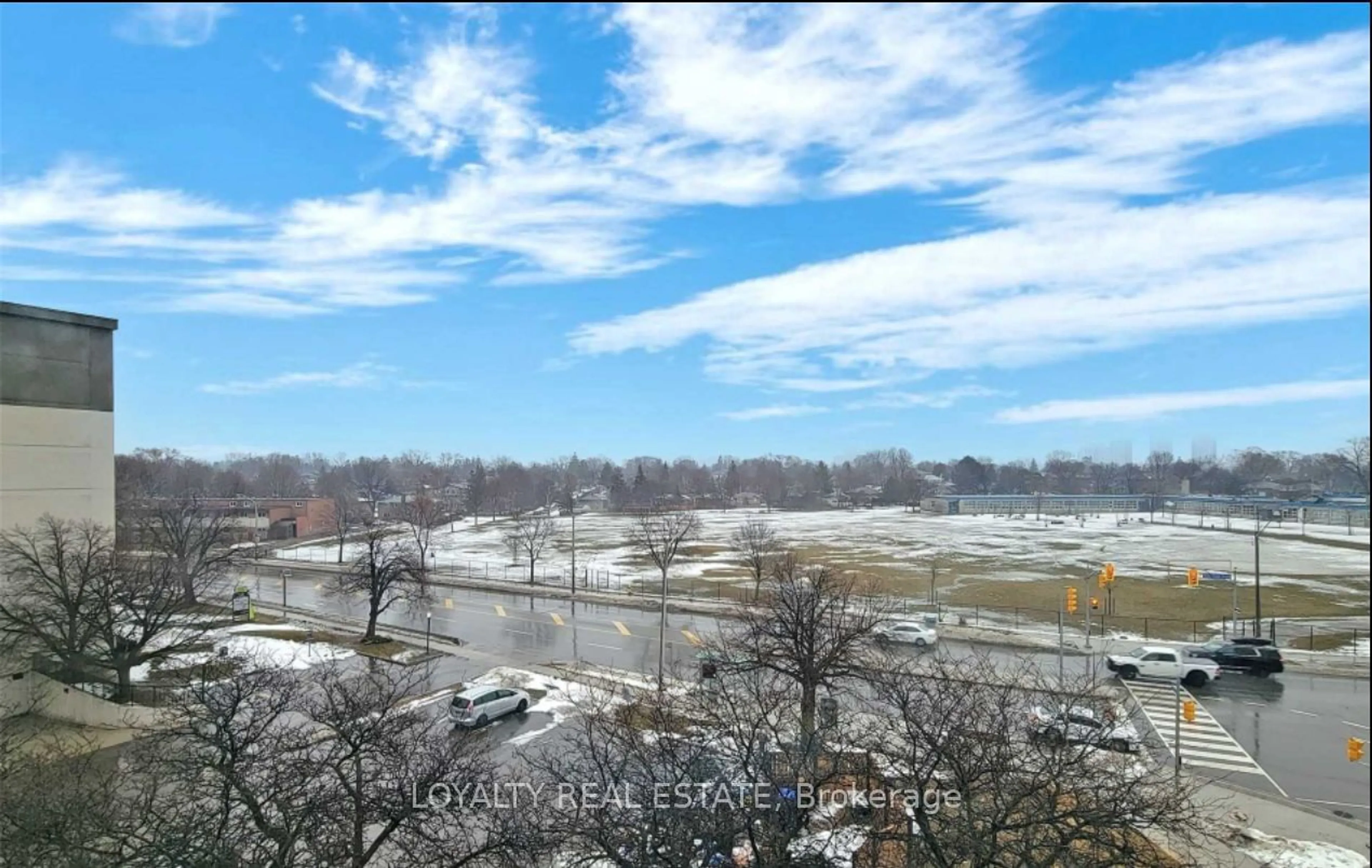 A pic from outside/outdoor area/front of a property/back of a property/a pic from drone, unknown for 10 Gibbs Rd #419, Toronto Ontario M9B 0E3