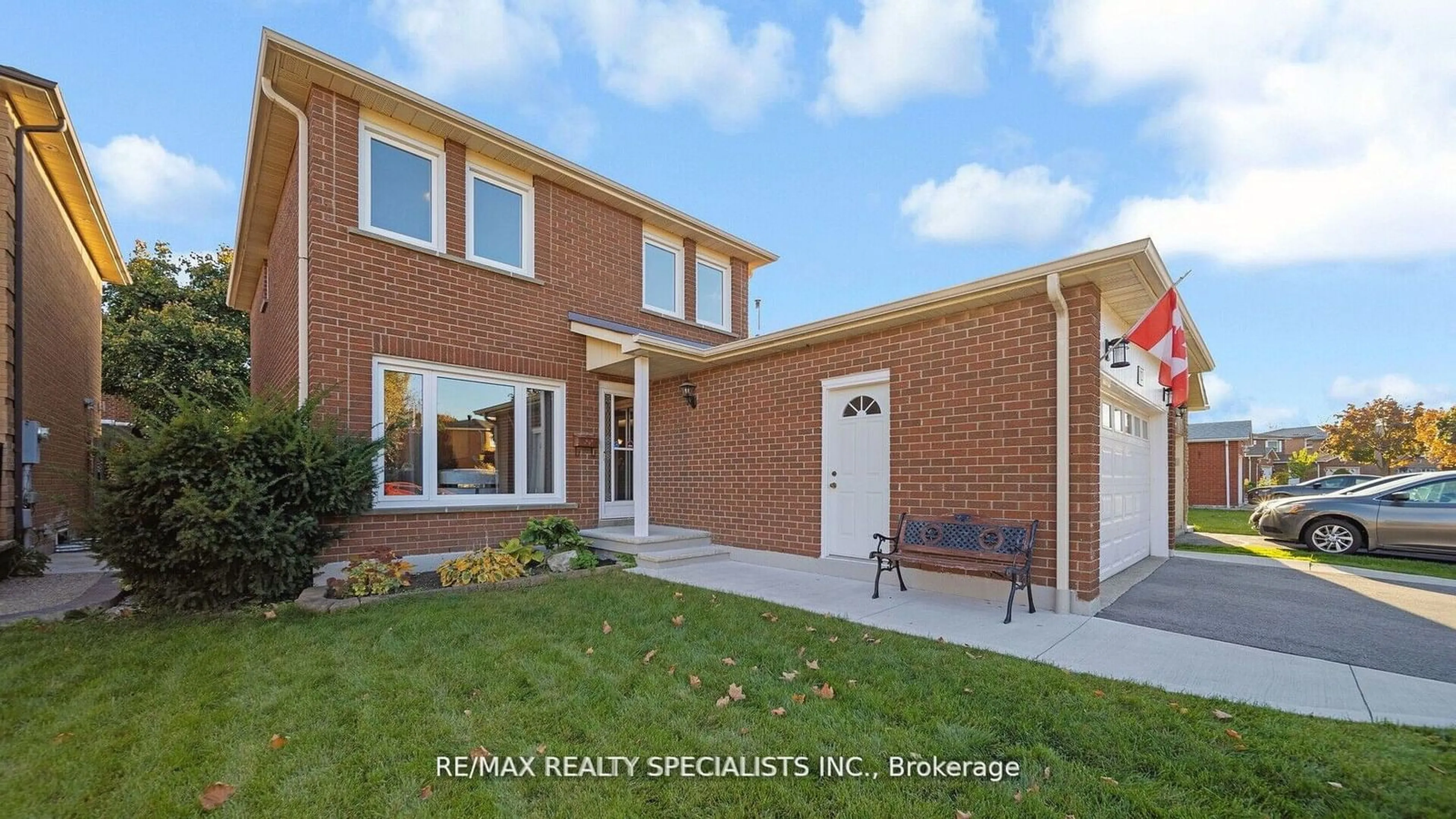 Home with brick exterior material, street for 12 Willowcrest Crt, Brampton Ontario L6X 2X8