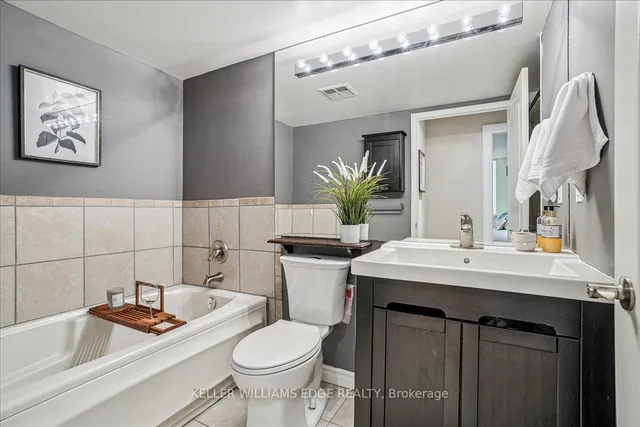 Additional property image - 1276 Maple Crossing Blvd Unit 1007