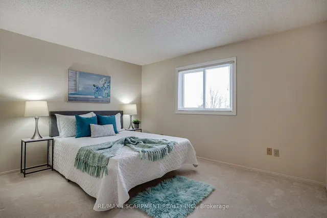 Additional property image - 2198 Charnwood Dr
