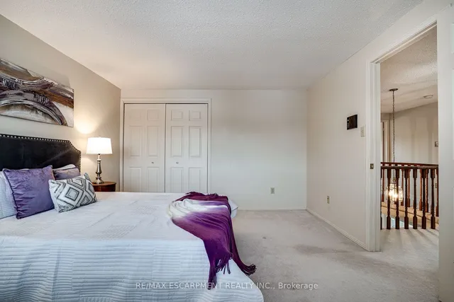 Additional property image - 2198 Charnwood Dr