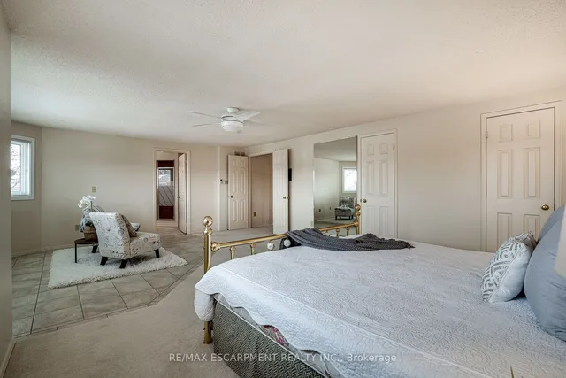 Additional property image - 2198 Charnwood Dr