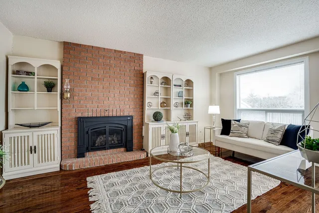 Additional property image - 2198 Charnwood Dr