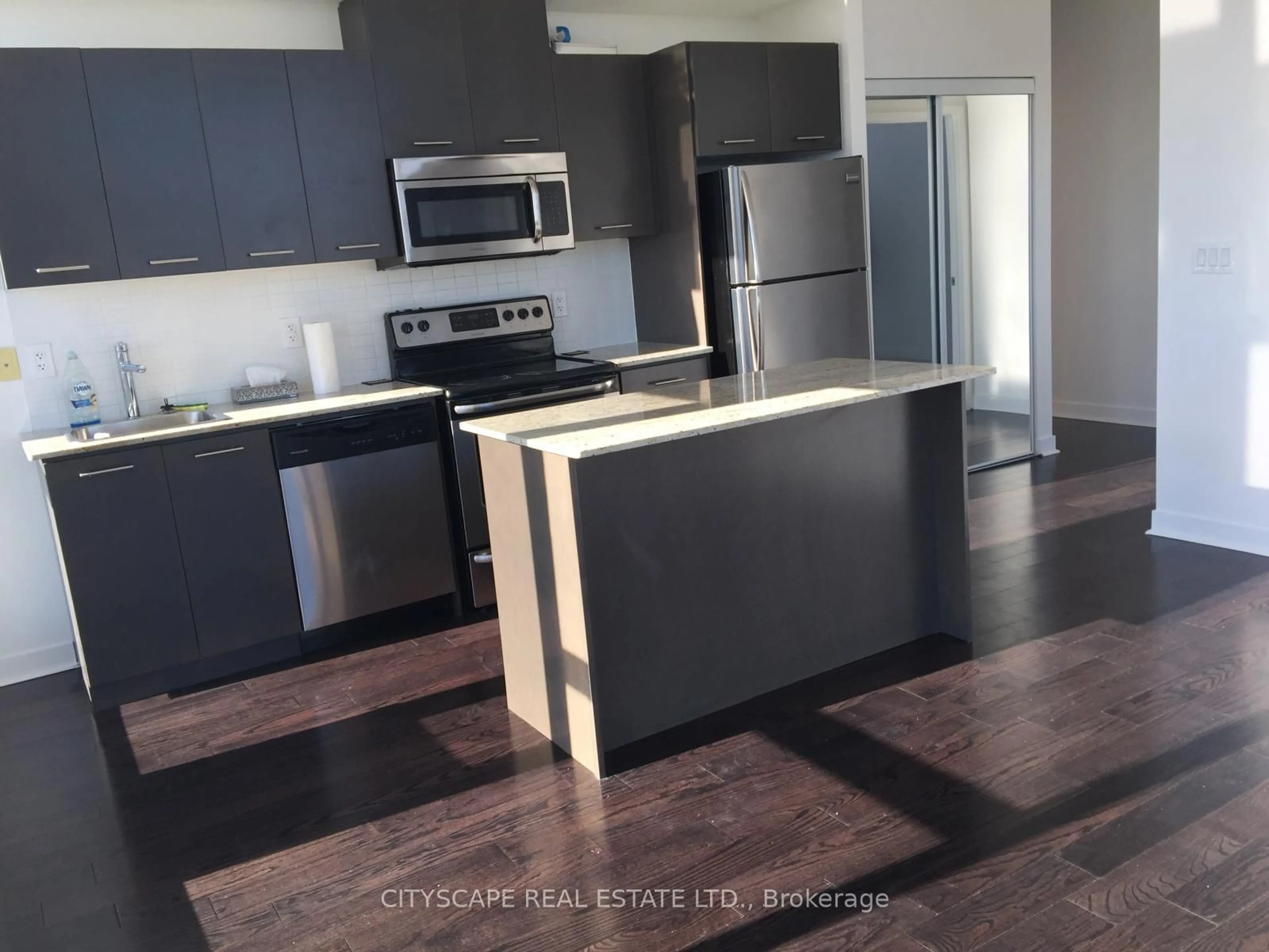 Open concept kitchen, unknown for 360 Square One Dr #3205, Mississauga Ontario L5B 0G7