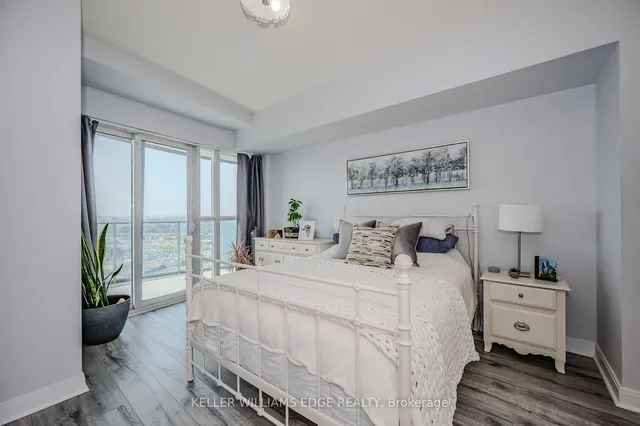 Additional property image - 60 Absolute Ave Unit 3004