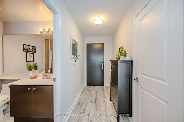 Additional property image - 60 Absolute Ave Unit 3004