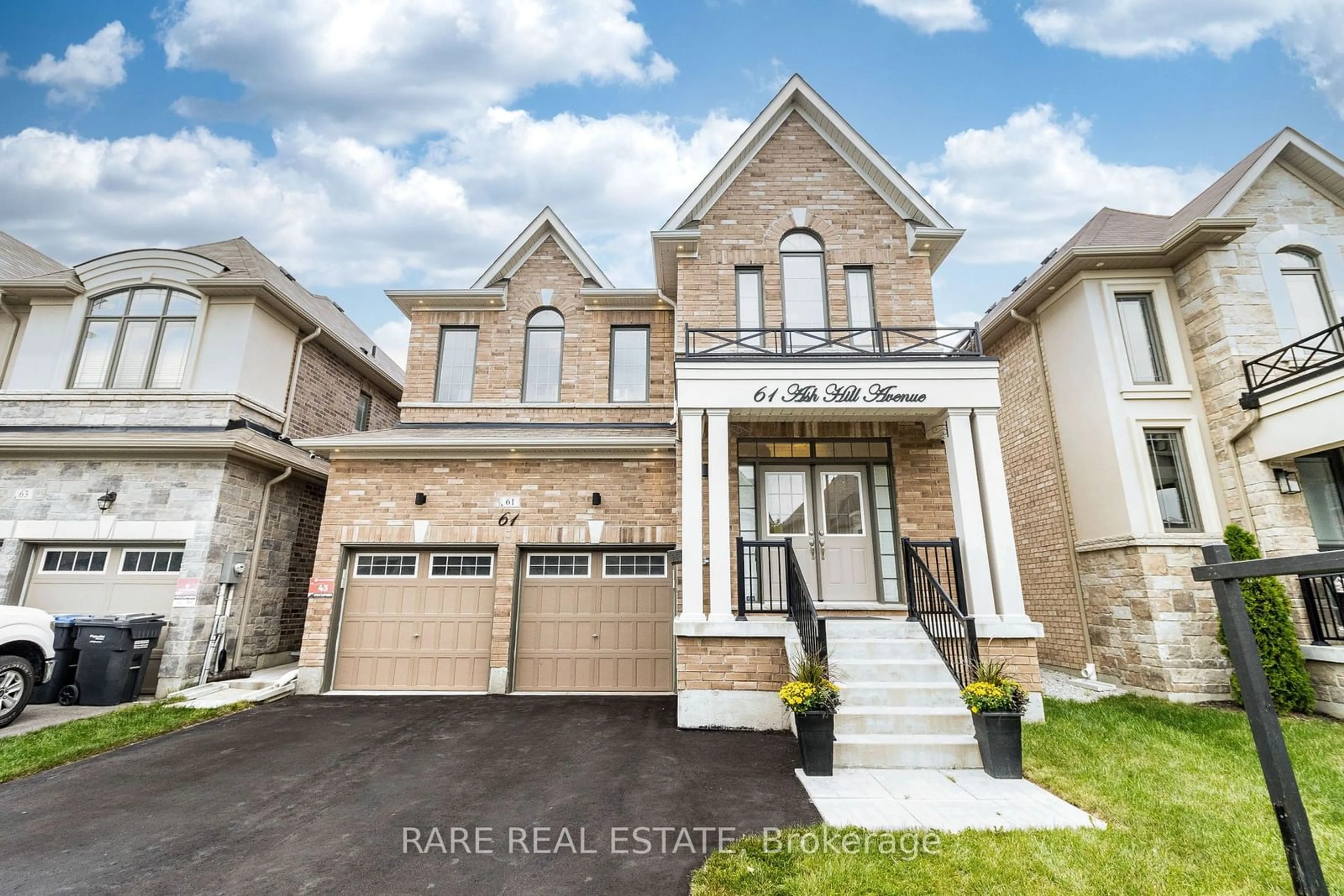 Home with brick exterior material, street for 61 Ash Hill Ave, Caledon Ontario L7C 4E8