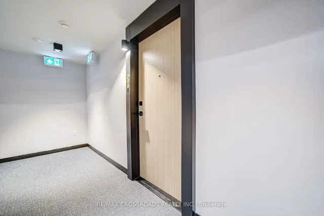 Additional property image - 36 Zorra St Unit 209