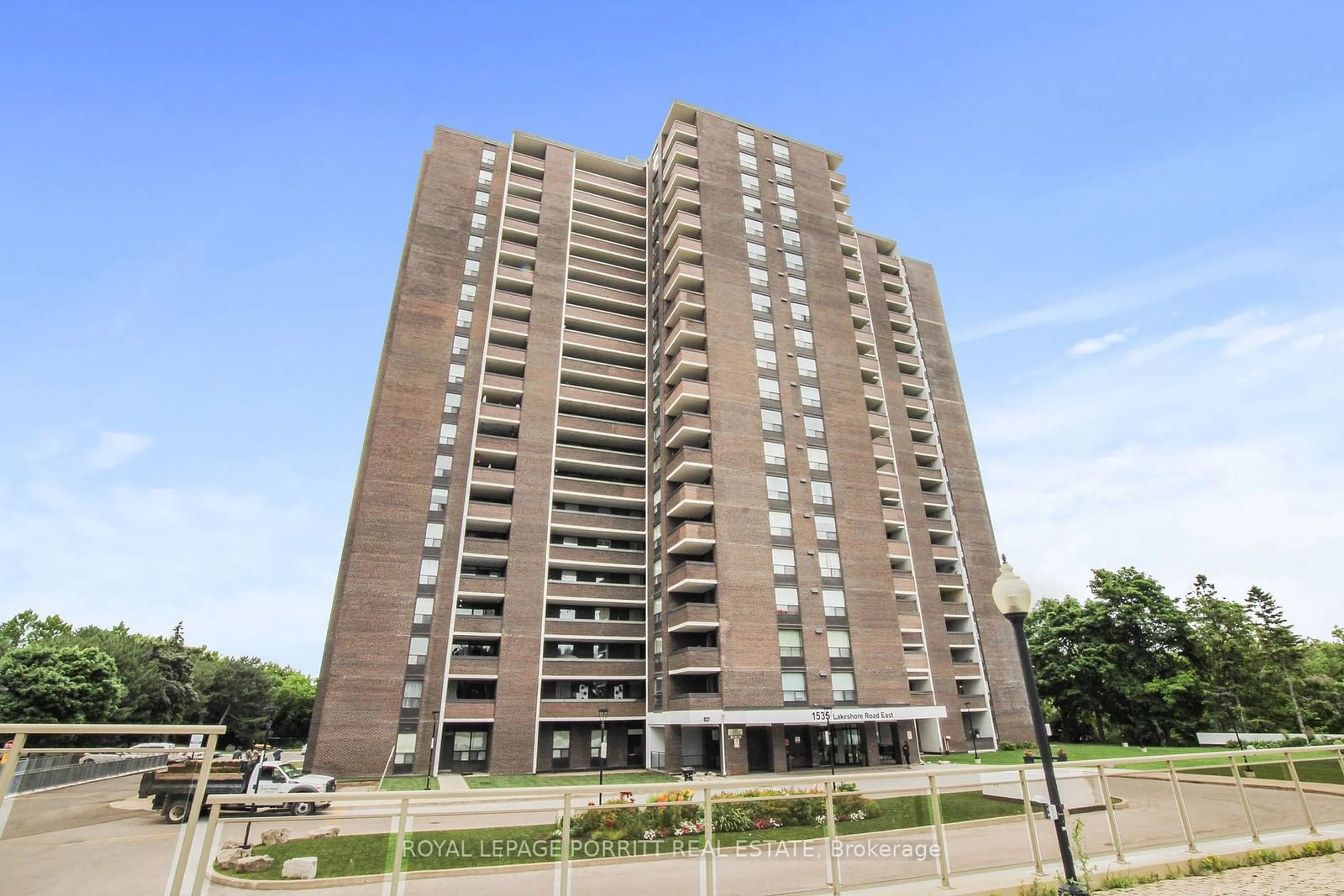 Unknown for 1535 Lakeshore Rd #510, Mississauga Ontario L5E 3E2